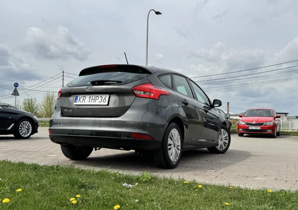 Ford Focus cena 41900 przebieg: 45007, rok produkcji 2018 z Kraków małe 781